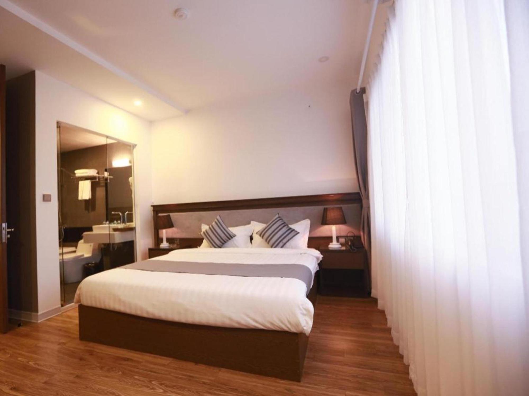 Collection O Le Grand Hanoi Hotel - The Tryst Exterior foto
